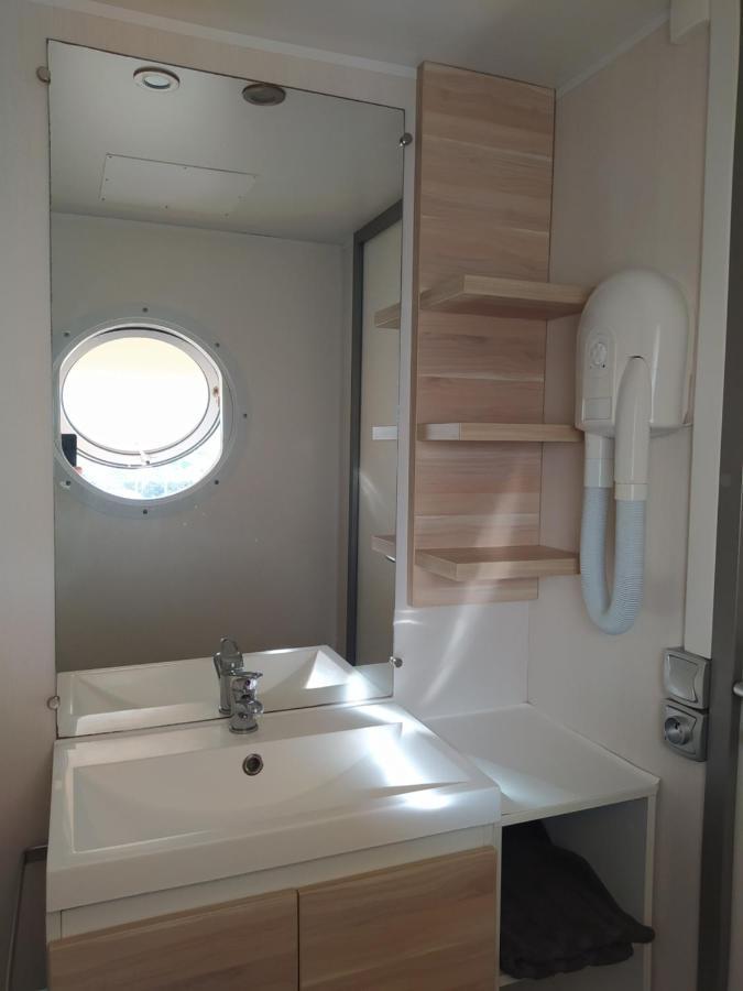 Camping Les Peupliers Hotell Saint-Pere-en-Retz Exteriör bild