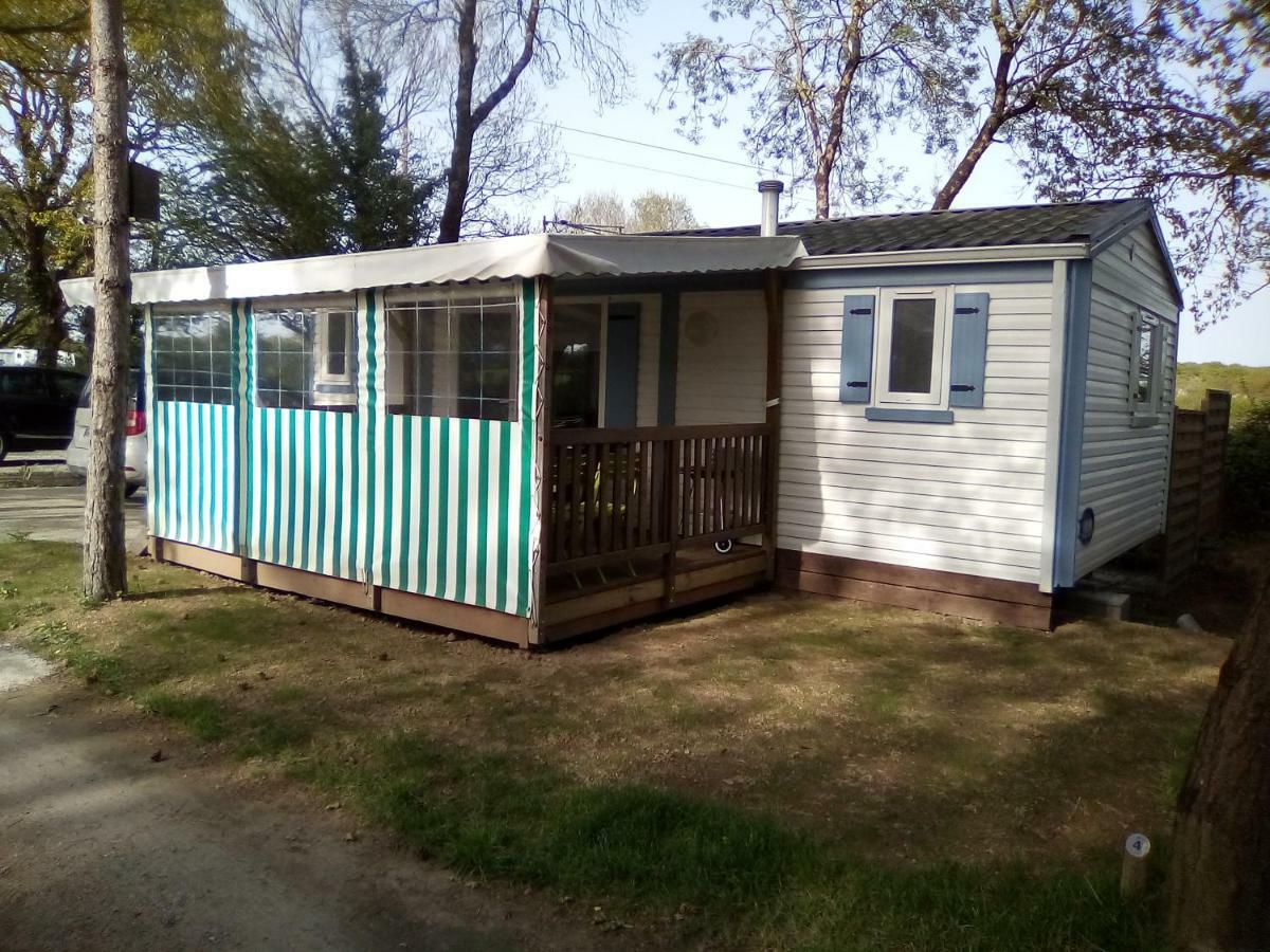 Camping Les Peupliers Hotell Saint-Pere-en-Retz Exteriör bild